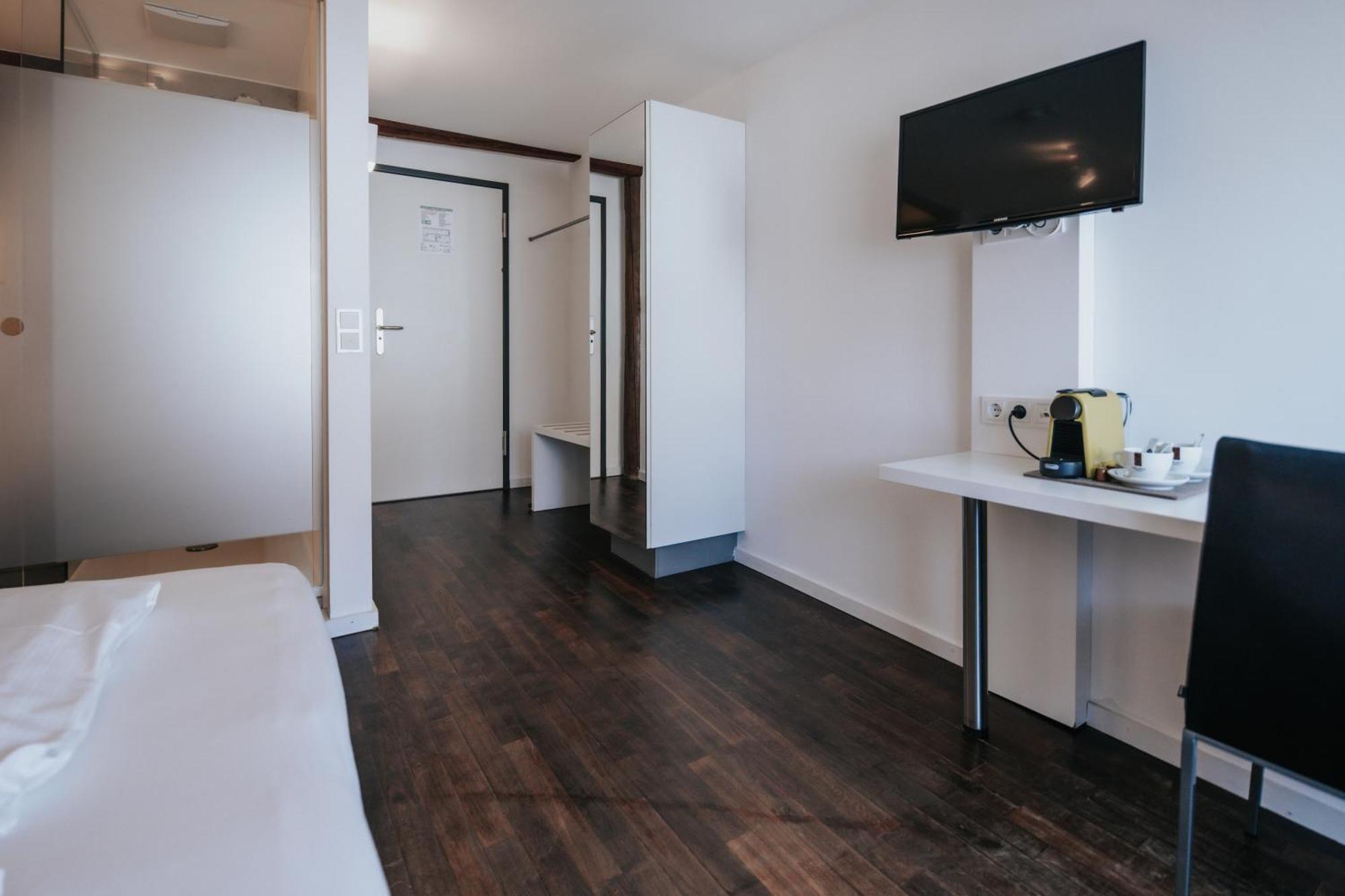 Design Hotel & Restaurant Loewen 울름 외부 사진